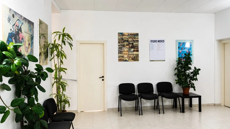 La sala d'attesa dello Studio Ippocrate a Grosseto